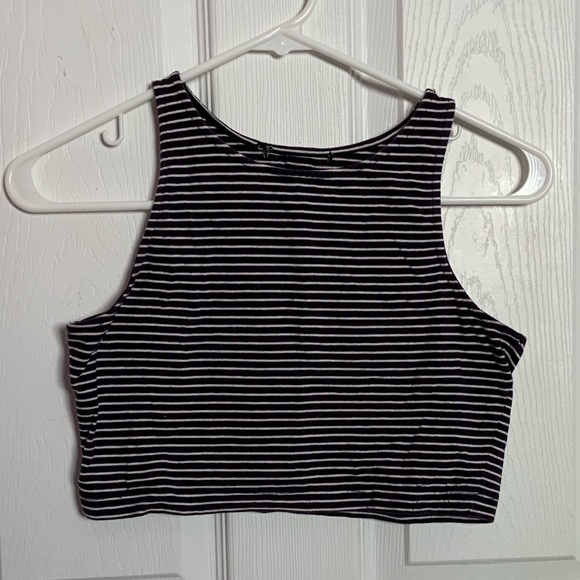 American Eagle Outfitters Tops - 🔥FLASH SALE🔥AE navy blue striped crop top